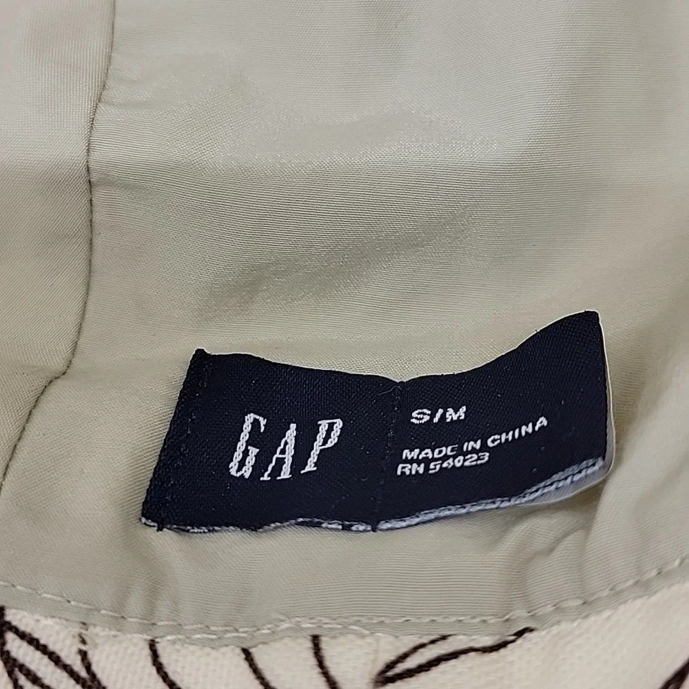 GAP Bucket Hat 2007 Women S/M Cream Brown Wavy Silver Clasp Rope Belt Accent Y2K